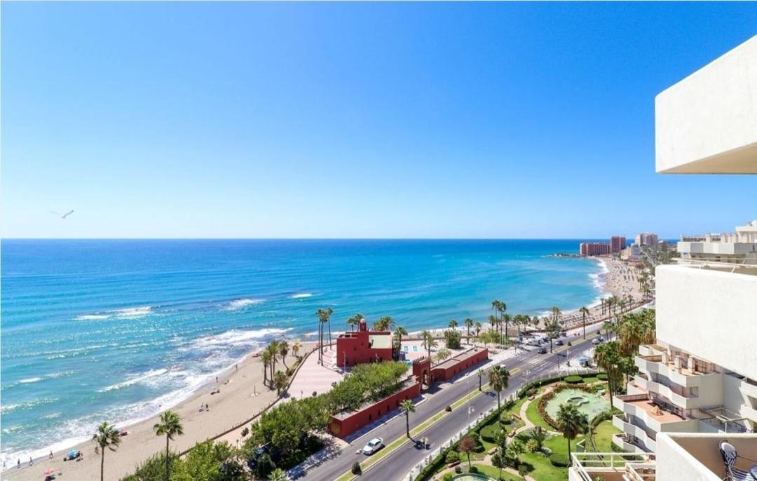 El Estudio De La Playa Benalbeach 324 Gran Terraza Vistas Al Mar Benalmadena Bagian luar foto