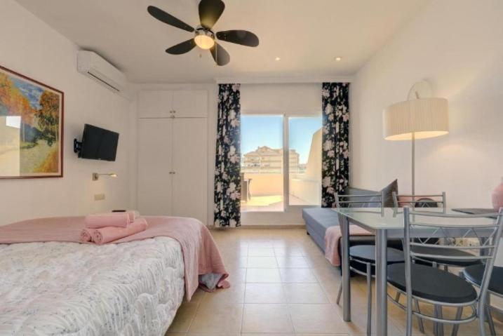 El Estudio De La Playa Benalbeach 324 Gran Terraza Vistas Al Mar Benalmadena Bagian luar foto